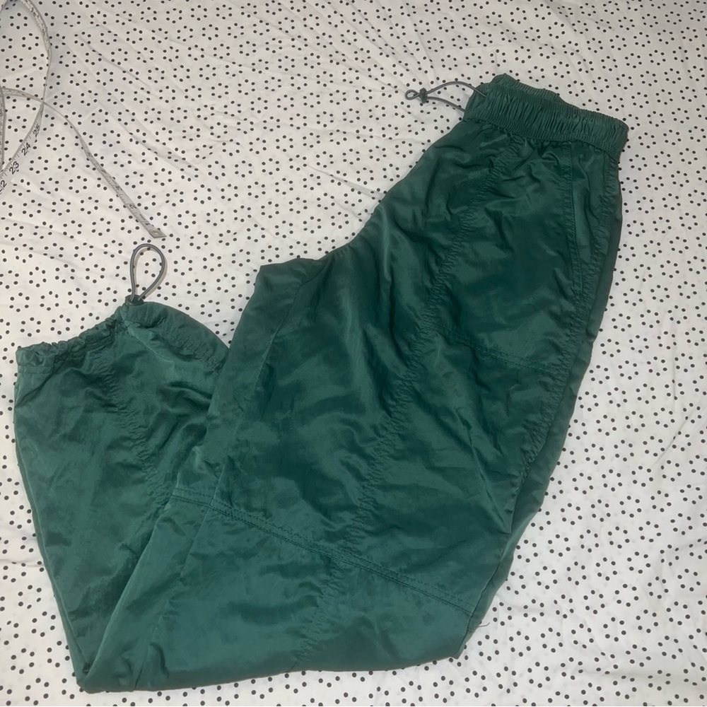 Wild Fable Green Parachute Cargo Pants small